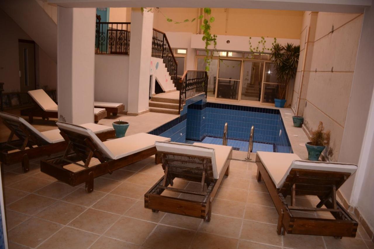 Feel Home Hurghada Bagian luar foto