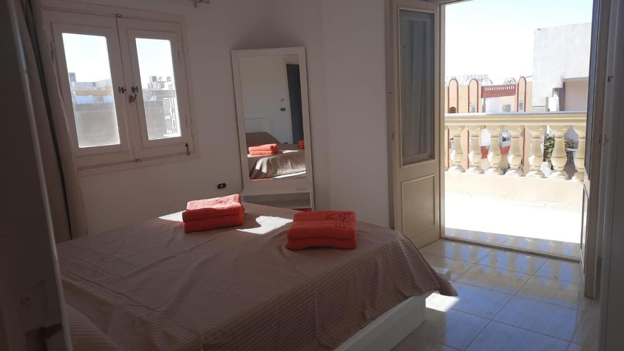 Feel Home Hurghada Bagian luar foto